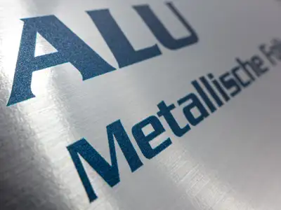 MetalPaper Silber Alu gebürstet, metallisierter Karton in Bürstoptik