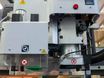 Digital milling and contour cutting machine (plotter)