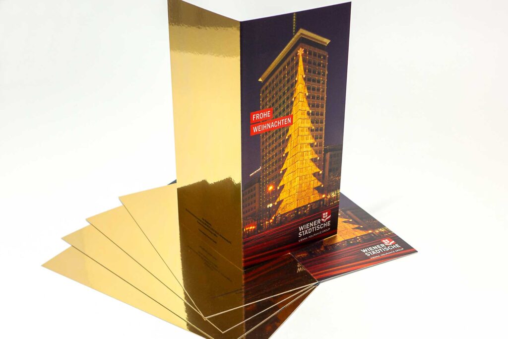 Fotodruck Buntfarben auf gold metallischem Karton "simsa MetalPaper Gold Standard" mit Rillung auf Klappkarte